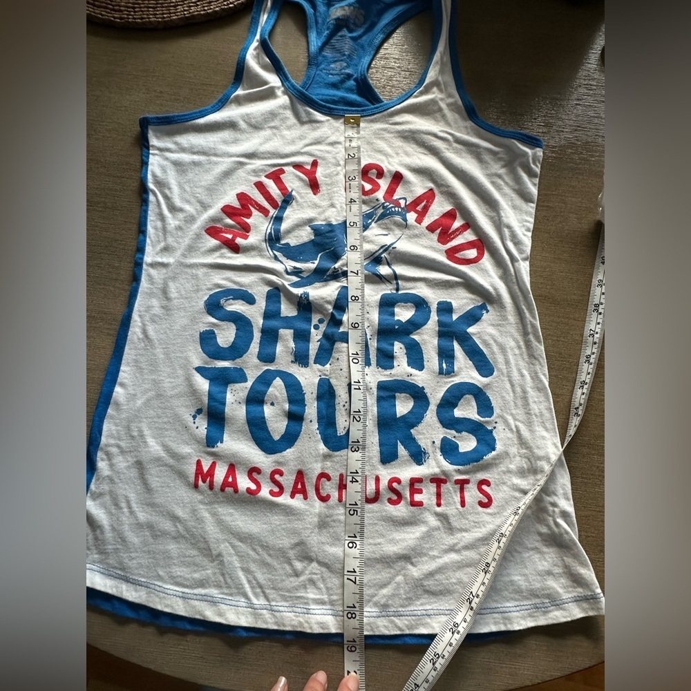 Universal studios official JAWS Tank Top XS - Picture 5 of 6